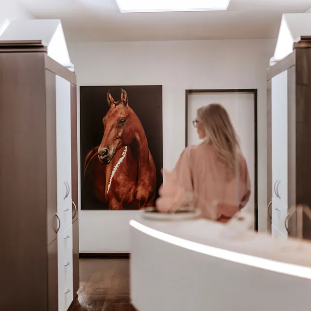 Empfang – Zahnarztpraxis in Iserlohn-Letmathe, Dr. med. dent. Melanie Sellhorst